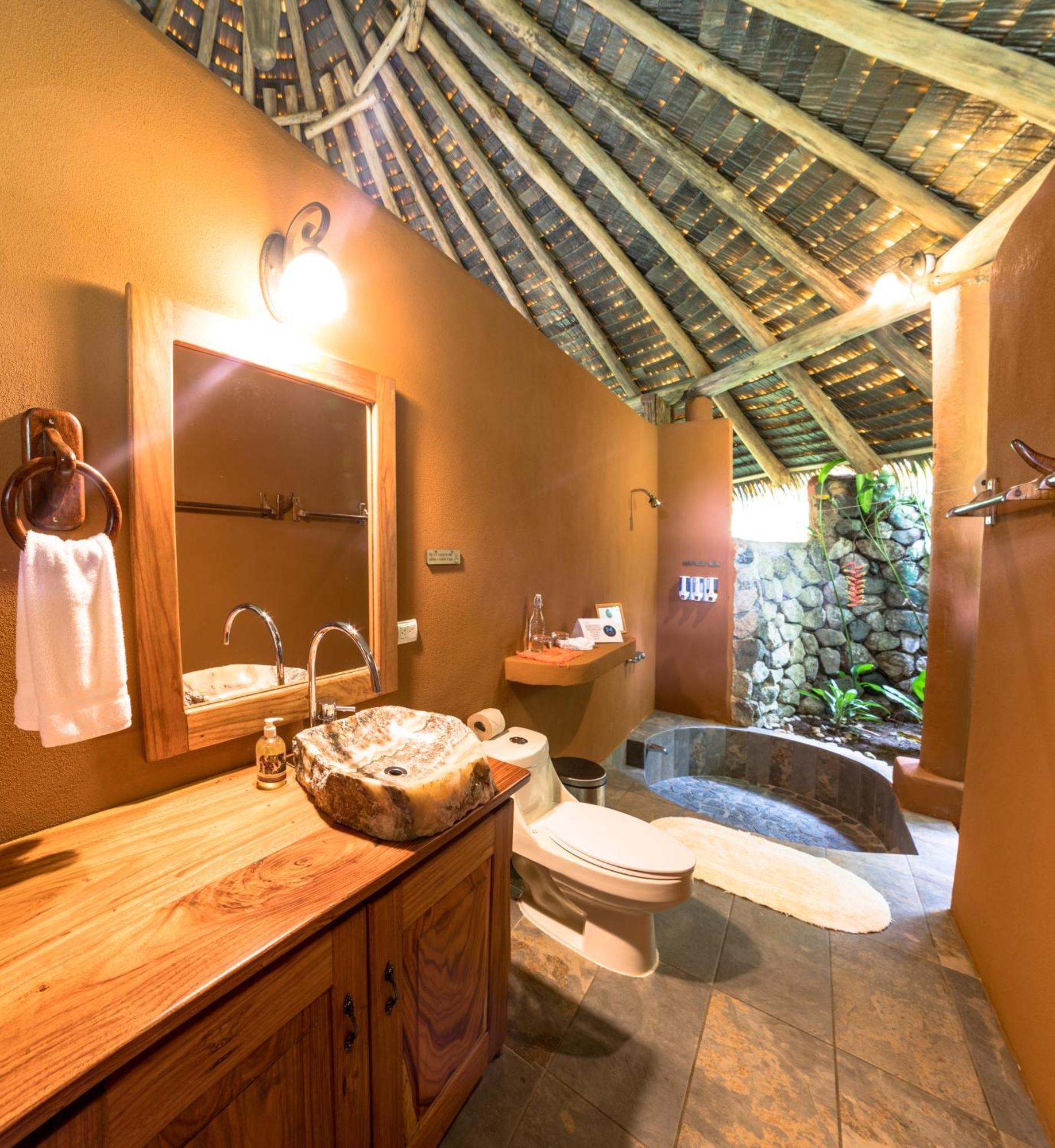 Luna Lodge Carate Kültér fotó