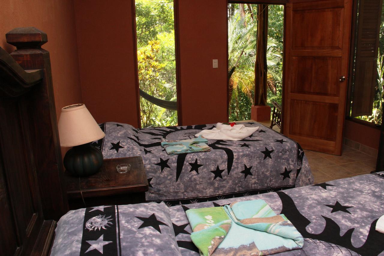 Luna Lodge Carate Szoba fotó