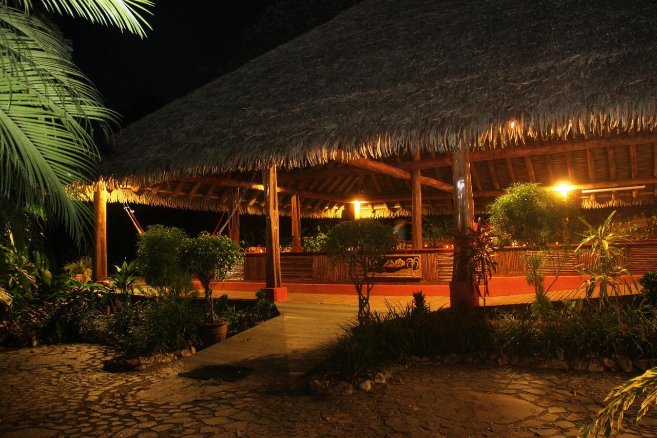 Luna Lodge Carate Kültér fotó